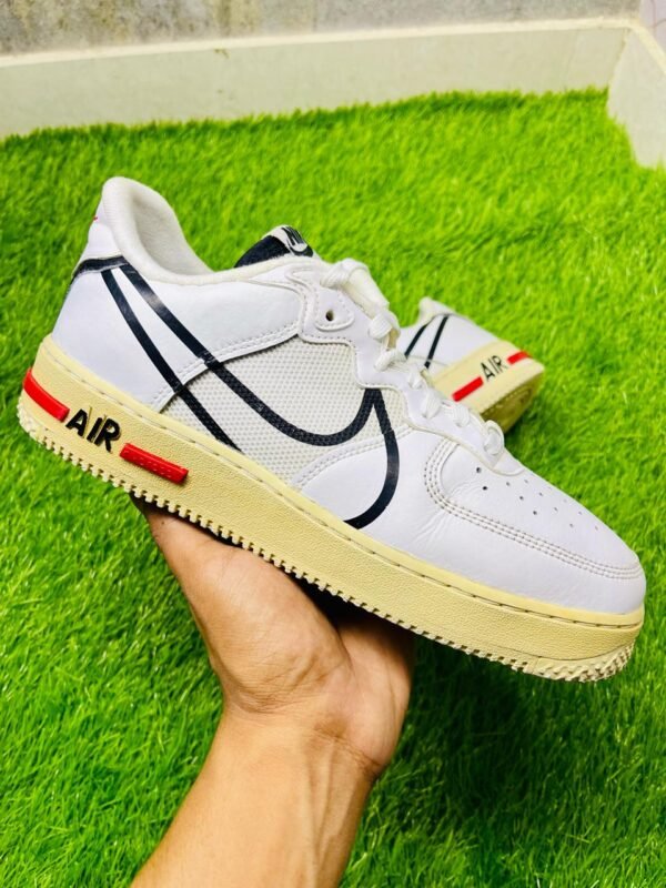 Nike Air Force 1